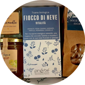 adgo_fiocco_di_neve_candle_2025_circle